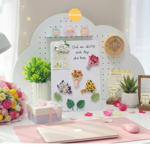 Bảng kim loại màu trắng hiện đại Dola Home